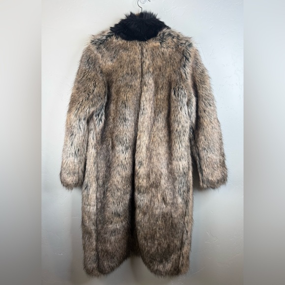 NWT SpiritHoods Direwolf Women’s Long Faux Fur Coat Heavy Warm Jacket XS - Picture 4 of 12